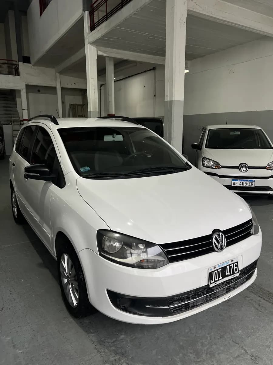 VOLKSWAGEN SURAN TRENDLINE