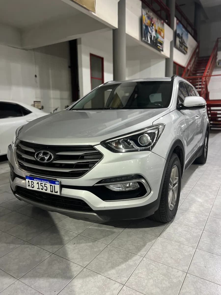 HYUNDAI SANTA FE 7 asientos