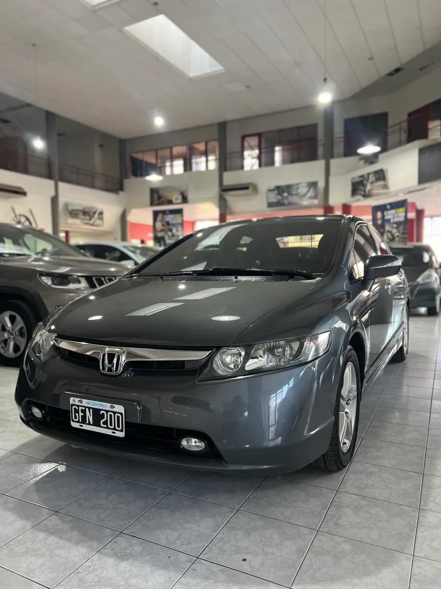 HONDA Civic EXS 1.8 MT5