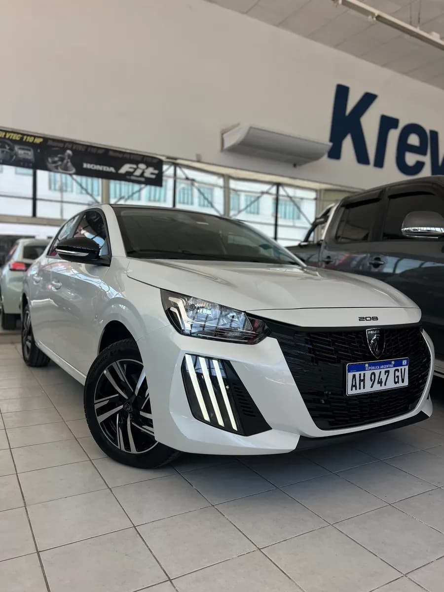 PEUGEOT 208 Allure pack